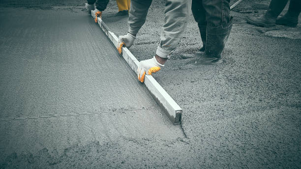 Best Custom Concrete Contractor  in Winslow, AZ